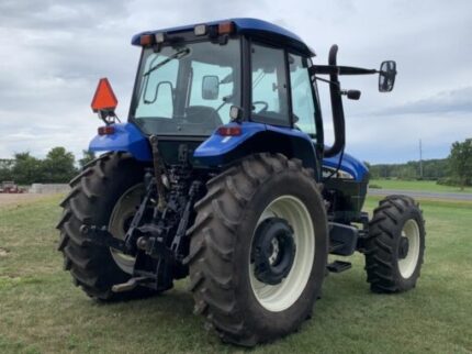 2004 New Holland TM120