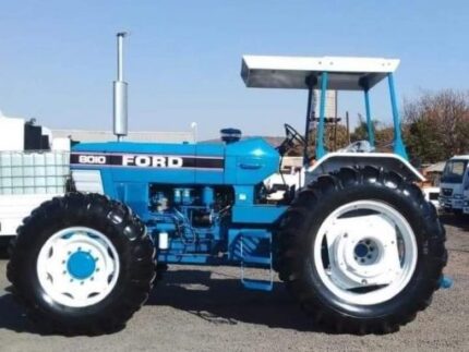 2010 FORD 8010 tractor