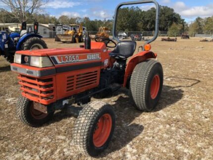 Kubota L2050