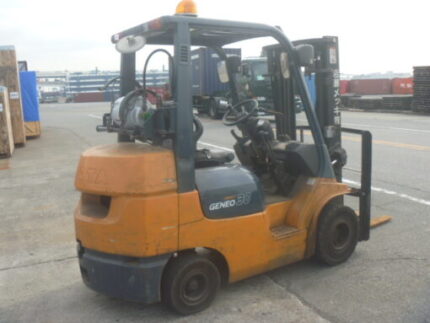 TOYOTA 7FGK30 FORKLIFT
