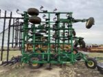 2004 John Deere 2210 - Image 7