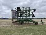 2006 John Deere 2210 - Image 2