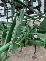 2006 John Deere 2210 - Image 24